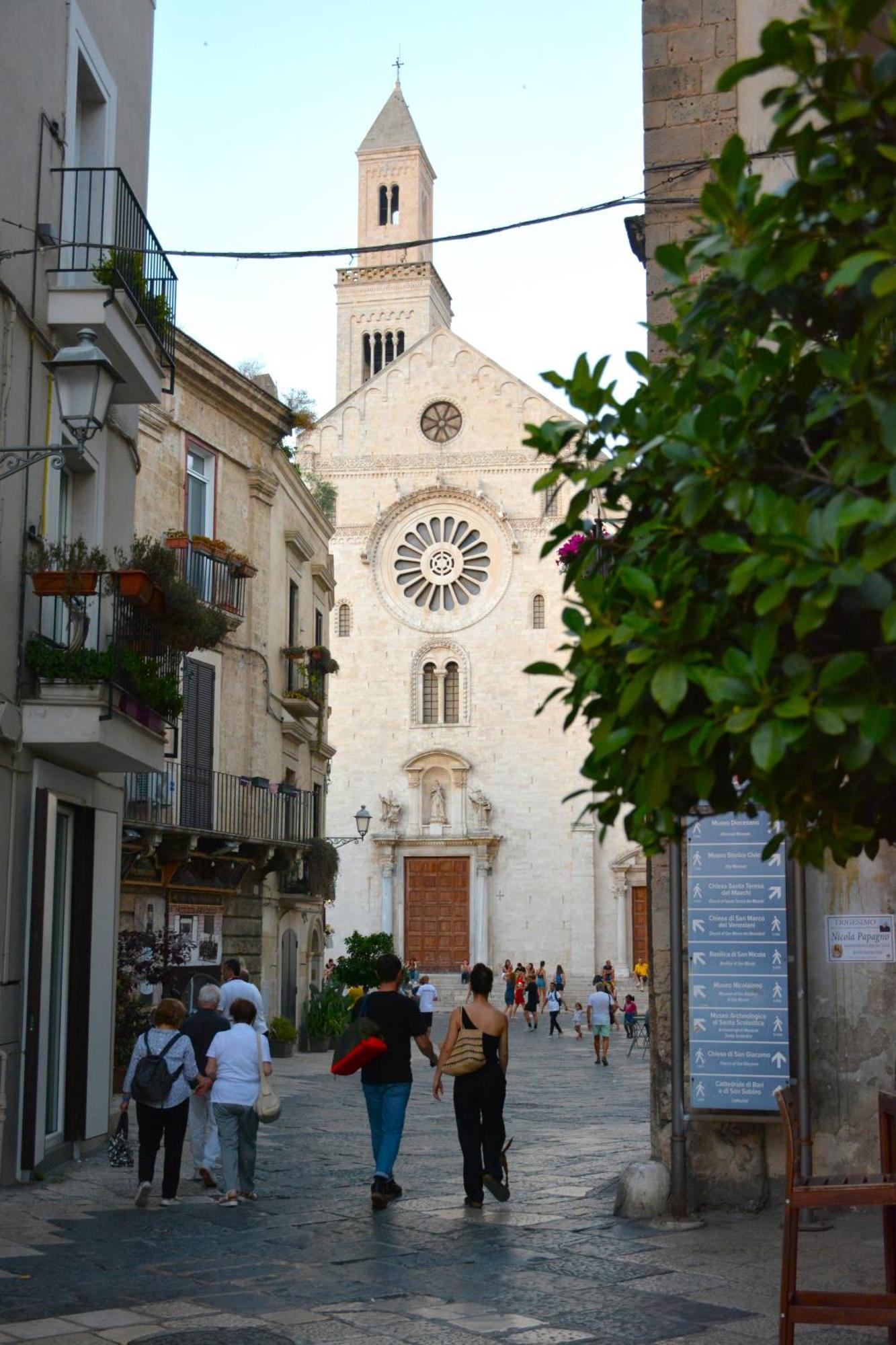 Apartament Casa Chloe - Vicino Al Porto E Basilica San Nicola Bari Zewnętrze zdjęcie
